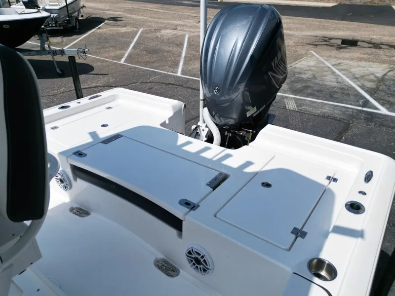 Slide: The Image of Tidewater 2410 Bay Max 2025 - 59