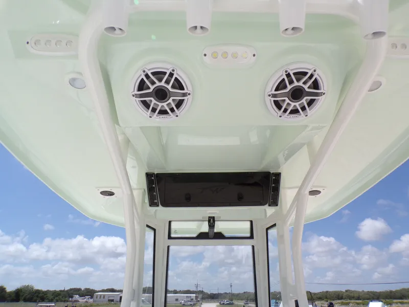 Slide: The Image of Tidewater 2500 Carolina Bay 2025 - 24