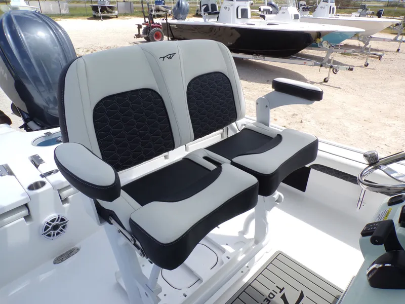 Slide: The Image of Tidewater 2500 Carolina Bay 2025 - 28