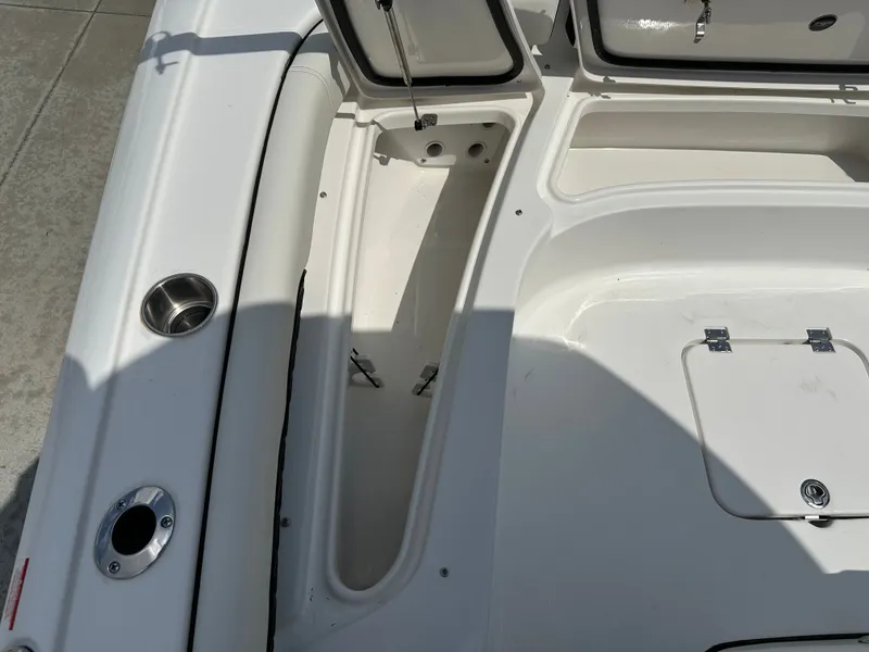 Slide: The Image of Tidewater 2500 Carolina Bay 2025 - 27