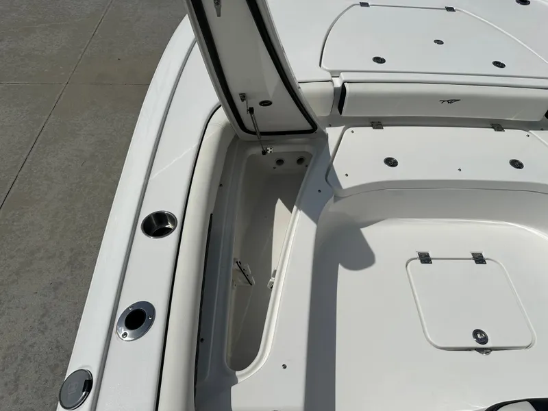 Slide: The Image of Tidewater 2500 Carolina Bay 2025 - 33