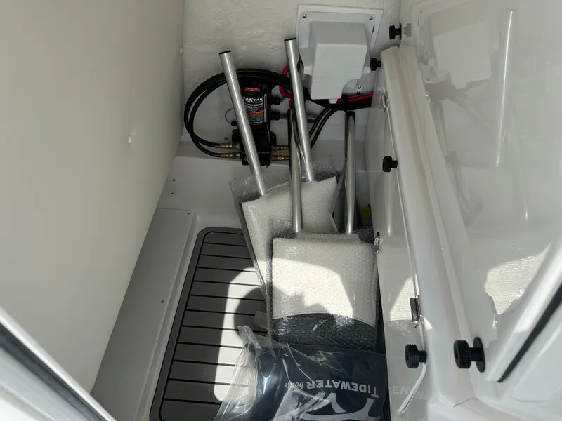 Slide: The Image of Tidewater 2500 Carolina Bay 2025 - 45