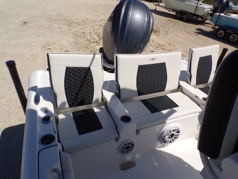 Slide: The Image of Tidewater 2500 Carolina Bay 2025 - 25