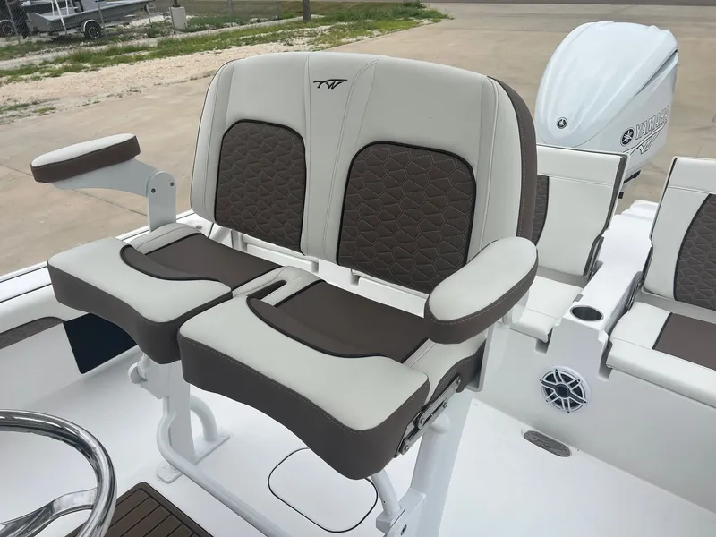 Slide: The Image of Tidewater 2500 Carolina Bay 2025 - 28