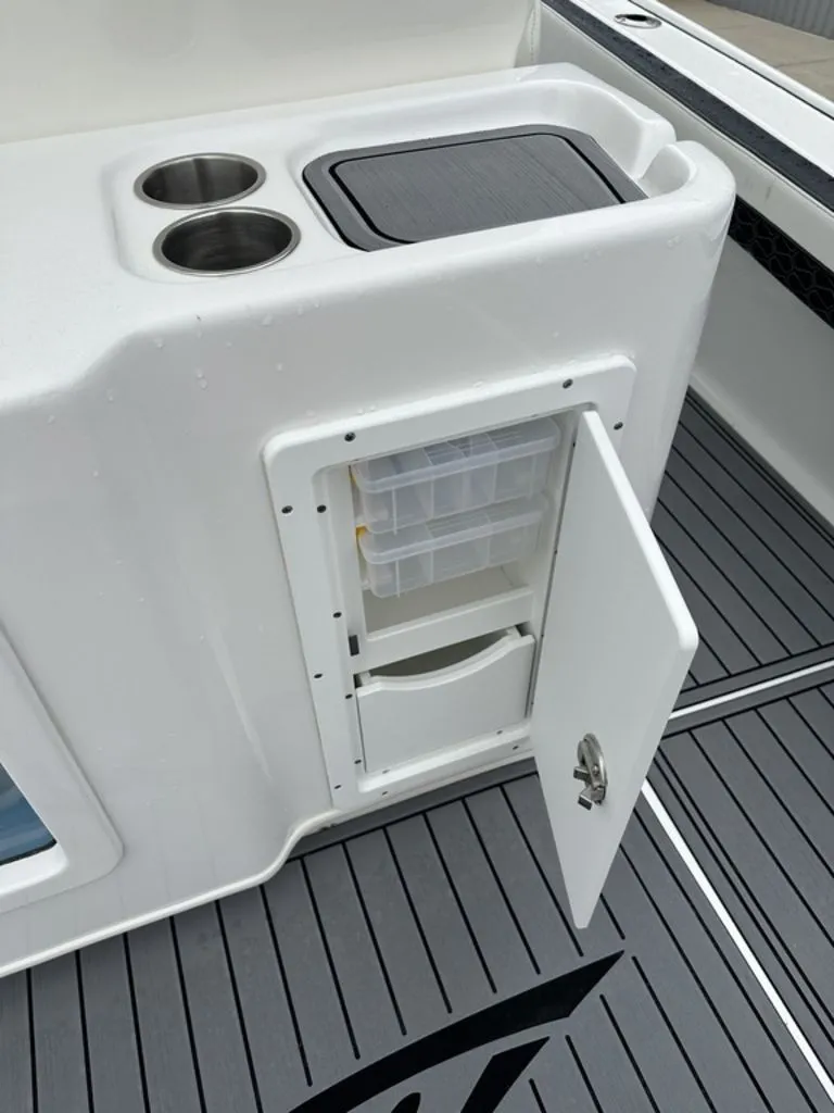 Slide: The Image of Tidewater 2700 Carolina Bay 2024 - 16