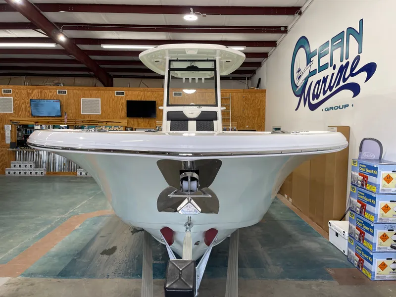 Slide: The Image of Tidewater 272 LXF 2025 - 5