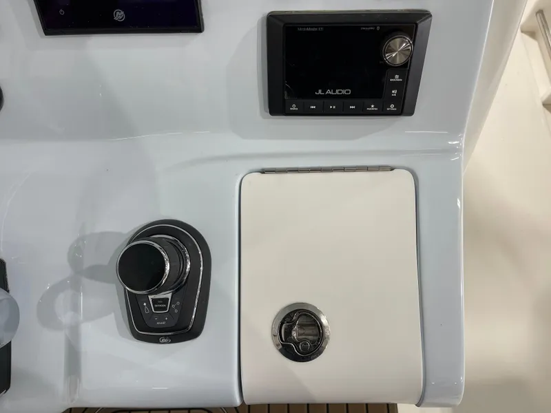 Slide: The Image of Tidewater 3100 Carolina Bay 2025 - 27