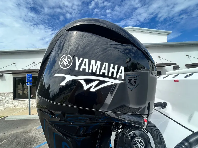 Slide: The Image of Tidewater 320 CC Adventure 2026 - 12