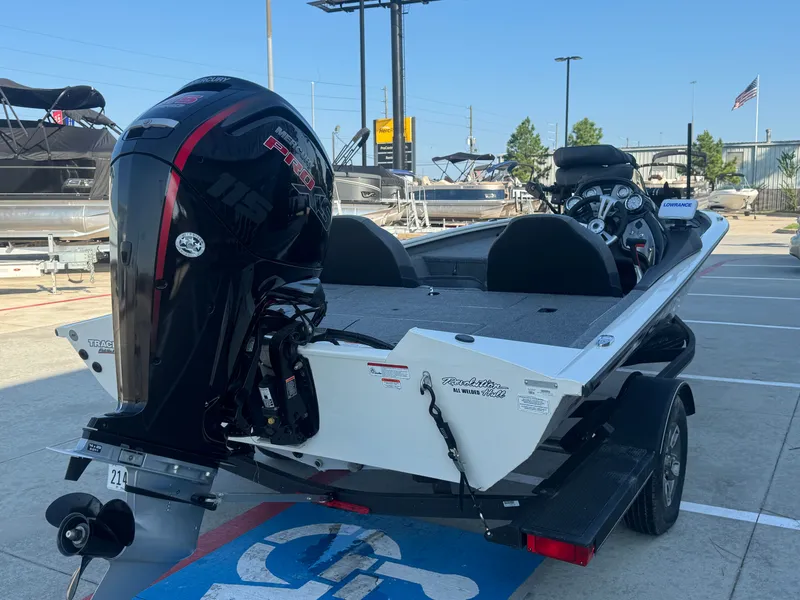 Slide: The Image of Tracker Pro 190 TE 2022 - 8