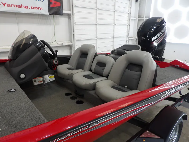 Slide: The Image of Tracker Proteam 175 2018 - 13