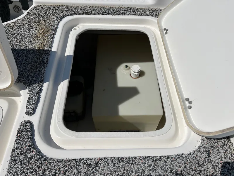 Slide: The Image of Triton 22 LTS 2007 - 25