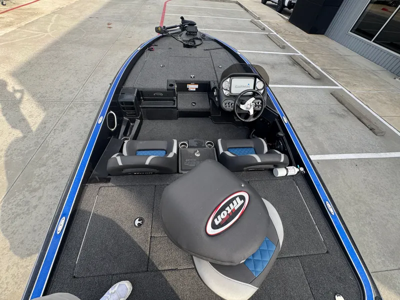 Slide: The Image of Triton 189 TrX 2020 - 19