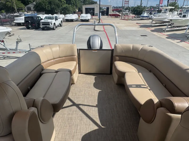 Slide: The Image of Veranda V2275RC 2017 - 21