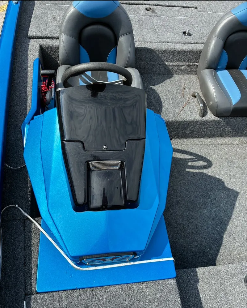 Slide: The Image of Vexus AVX181 2021 - 22