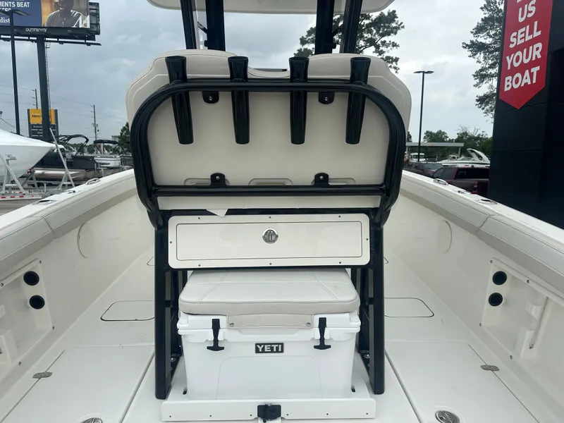 Slide: The Image of World Cat 235 TE 2025 - 13