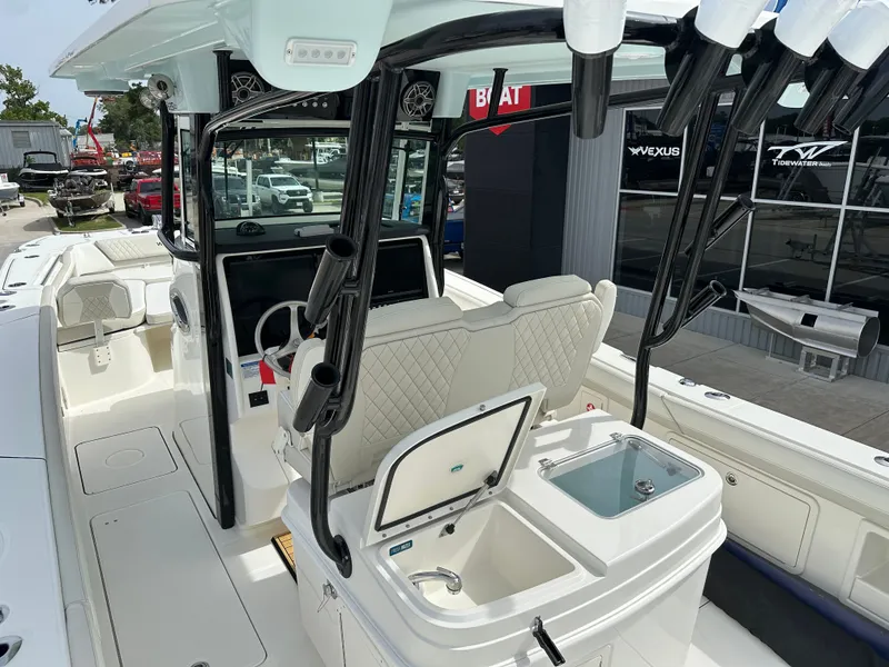 Slide: The Image of World Cat 325CC 2025 - 71