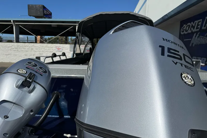 Slide: The Image of 2023 North River 21 X 84 Seahawk with Honda 150 VTEC outboard motor. - 7