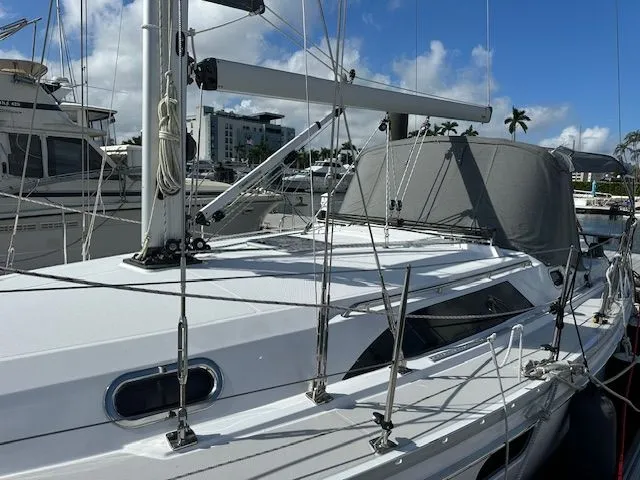 Slide: The Image of Catalina 355 2023 - 5