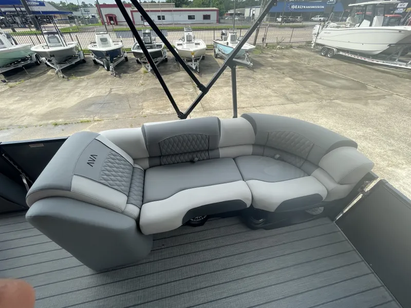 Slide: The Image of Avalon Catalina Quad Lounge Shift - 23' 2025 - 8