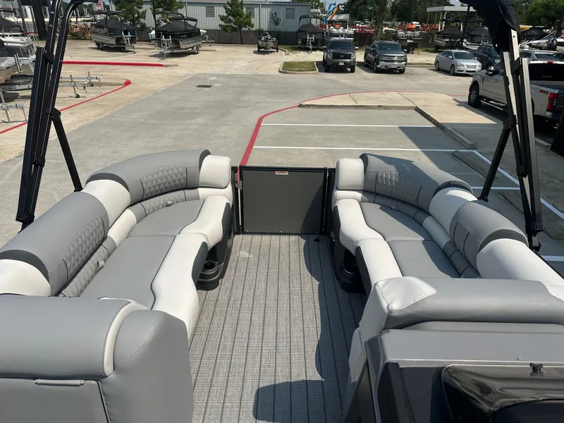 Slide: The Image of Avalon Catalina Quad Lounge Shift - 23' 2025 - 11