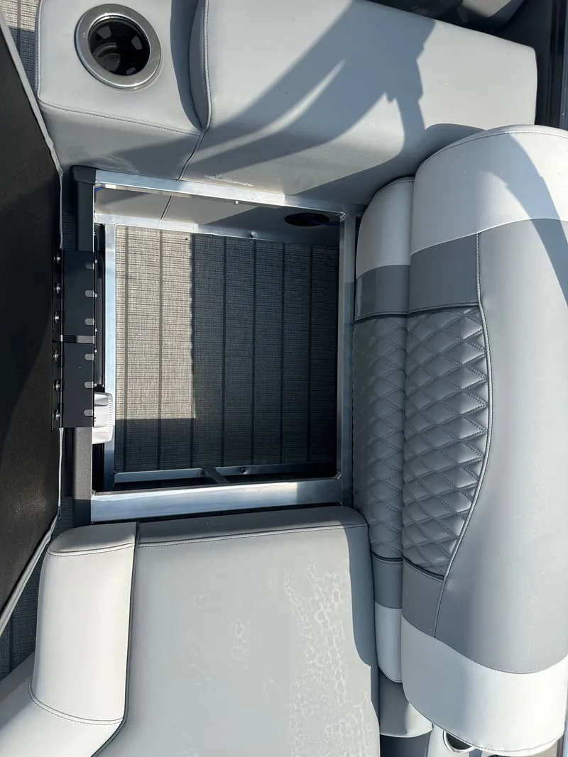 Slide: The Image of Avalon Catalina Quad Lounge Shift - 23' 2025 - 31