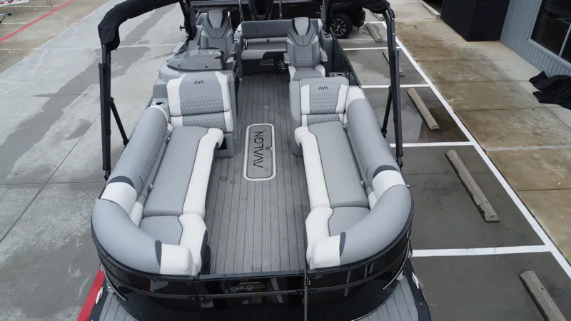 Slide: The Image of Avalon CAT VRBA25T 2025 - 19