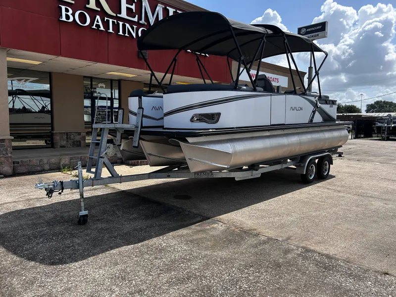 Slide: The Image of Avalon LSZ Quad Lounge - 23' 2025 - 3