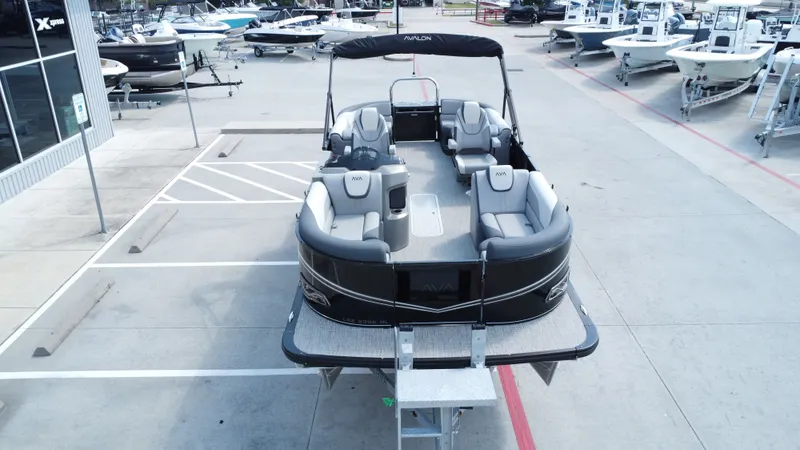 Slide: The Image of Avalon LSZ Quad Lounge - 23' 2025 - 14