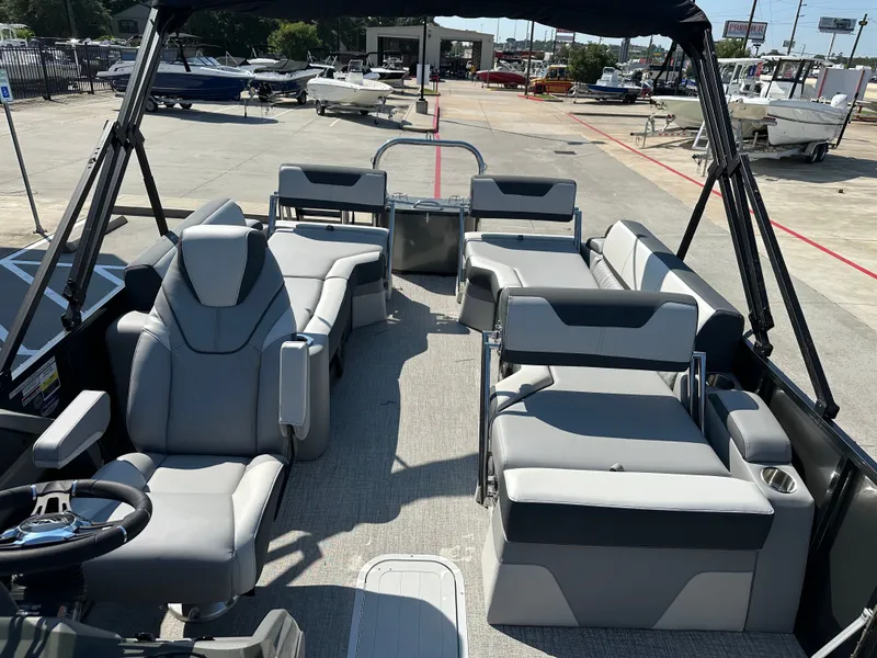 Slide: The Image of Avalon LSZ Quad Lounge Shift - 23' 2025 - 16