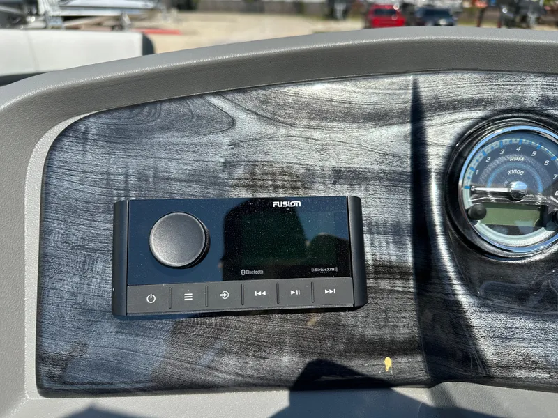 Slide: The Image of Avalon LSZ Quad Lounge Shift - 23' 2025 - 22