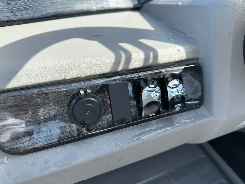 Slide: The Image of Avalon LSZ VRB23T 2025 - 28