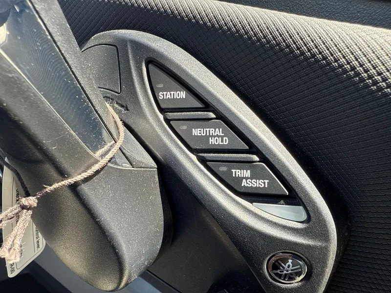 Slide: The Image of Avalon LSZ VRB25T 2025 - 24