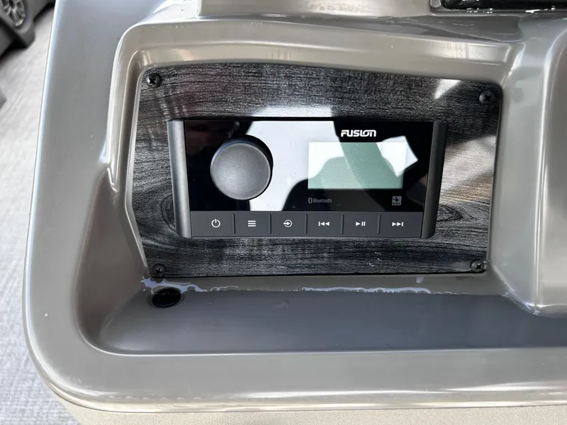 Slide: The Image of Avalon Venture Fish N Cruise - 23' 2025 - 16