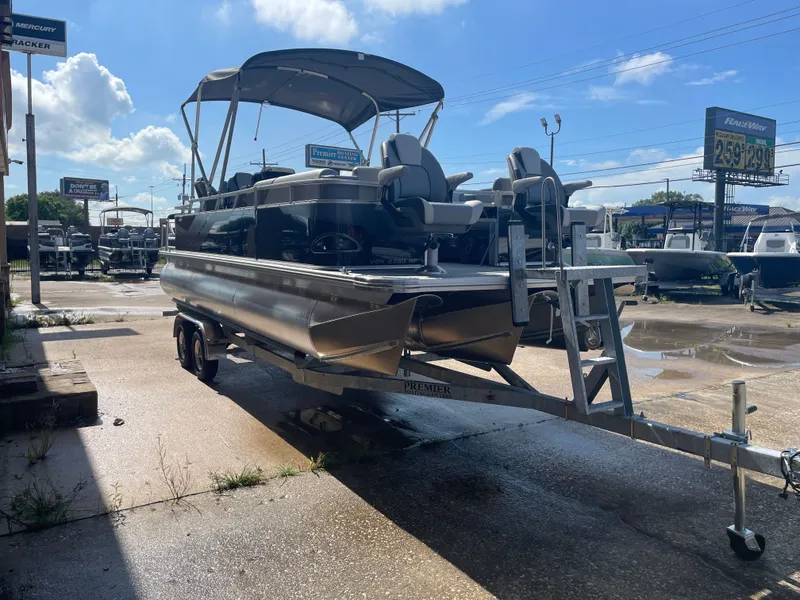 Slide: The Image of Avalon Venture Fish N Cruise - 23' 2025 - 6