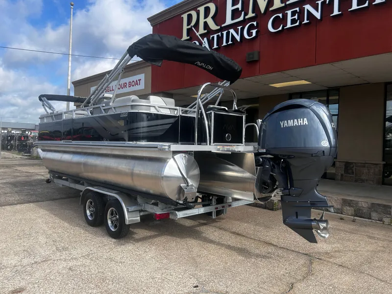 Slide: The Image of Avalon Venture Quad Lounge - 21' 2025 - 10