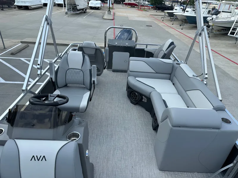 Slide: The Image of Avalon VNT RF21T 2026 - 17