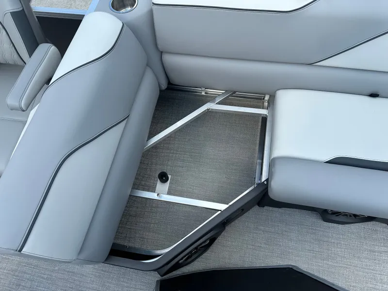 Slide: The Image of Avalon VNT RF21T 2026 - 20