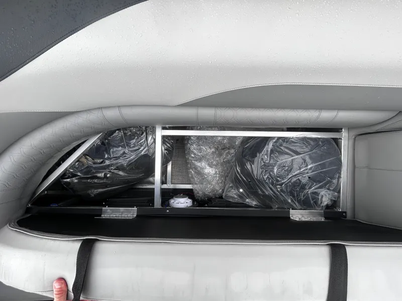 Slide: The Image of Avalon Venture 85 Quad Lounge - 23' 2025 - 11