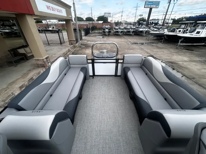 Slide: The Image of Avalon Venture 85 Quad Lounge - 23' 2025 - 21