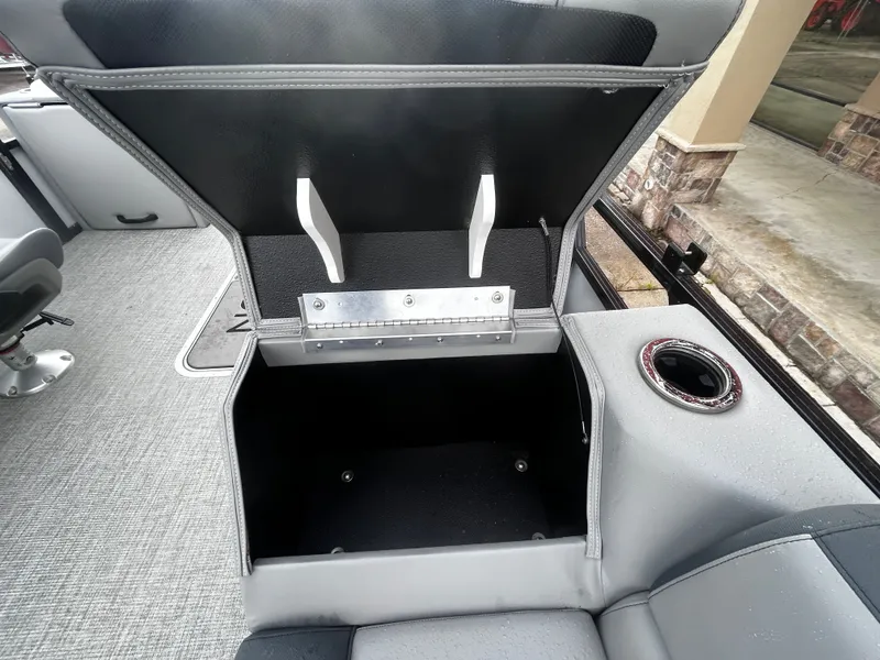 Slide: The Image of Avalon Venture 85 Quad Lounge - 23' 2025 - 25