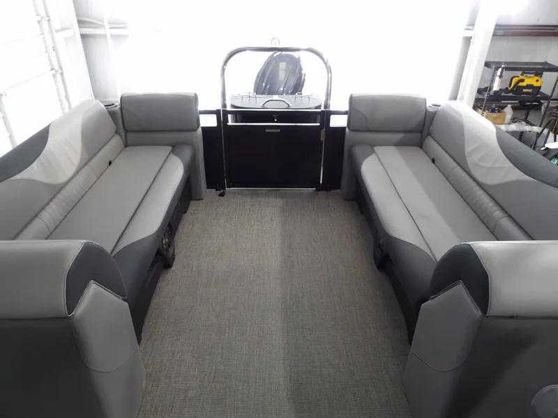 Slide: The Image of Avalon VNT85 QL23T 2025 - 16