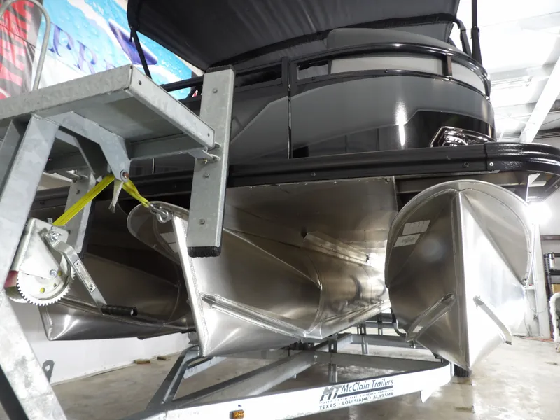 Slide: The Image of Avalon VNT85 QL23T 2025 - 5