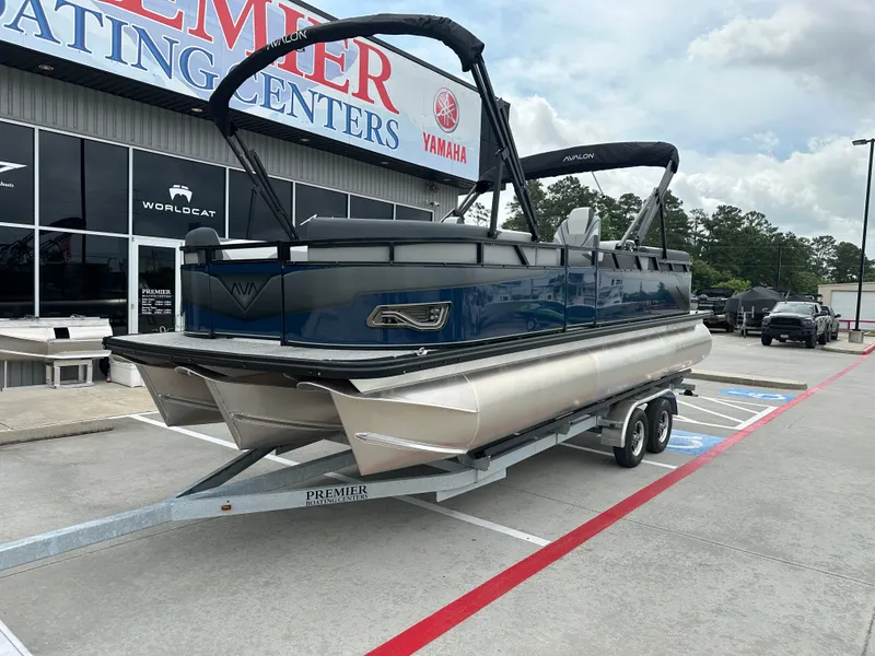 Slide: The Image of Avalon Venture 85 Quad Lounge - 23' 2025 - 3