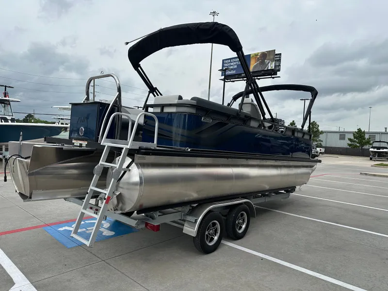 Slide: The Image of Avalon Venture 85 Quad Lounge - 23' 2025 - 8