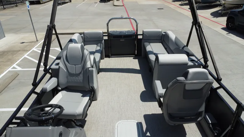 Slide: The Image of Avalon VNT85 QL23T 2025 - 21