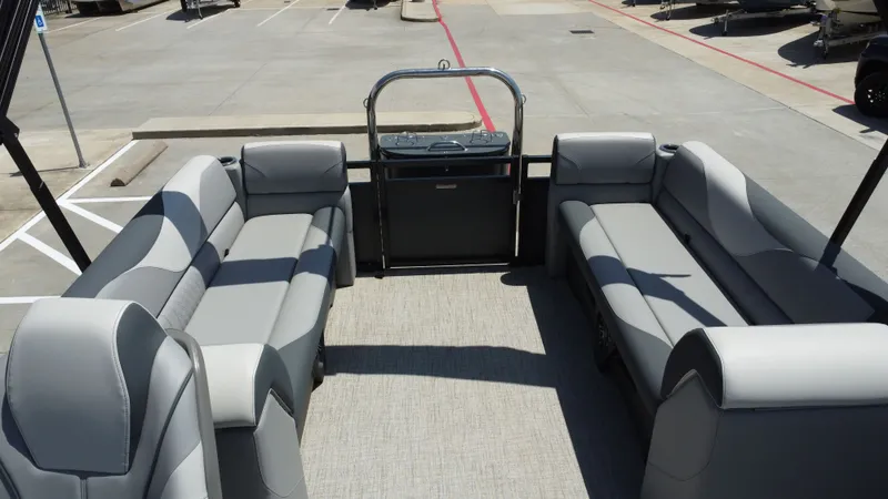 Slide: The Image of Avalon VNT85 QL23T 2025 - 22