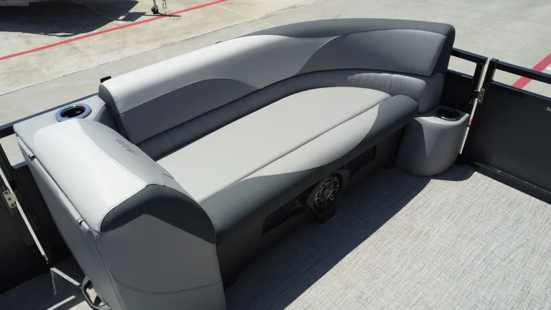 Slide: The Image of Avalon VNT85 QL23T 2025 - 28