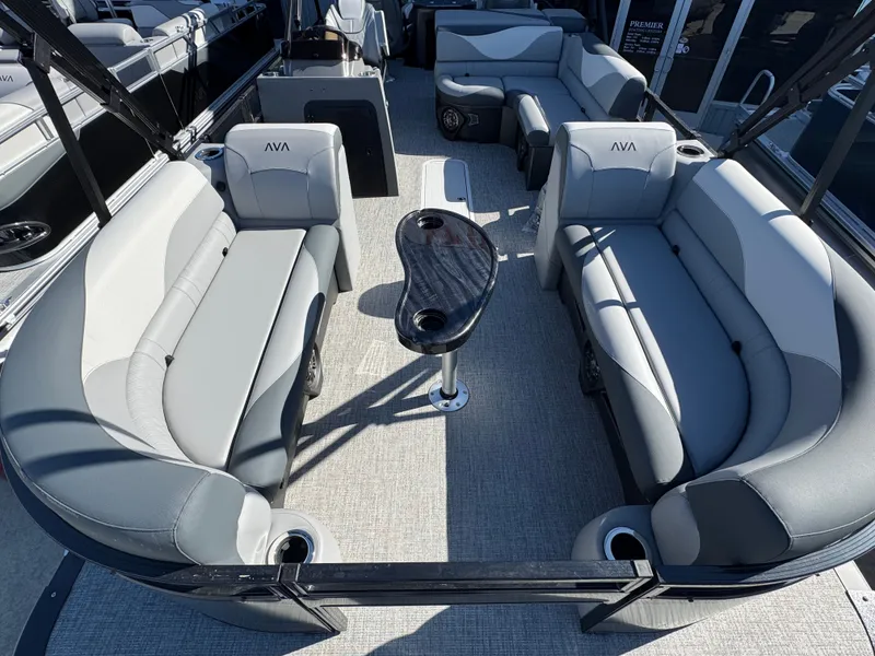 Slide: The Image of Avalon Venture 85 Rear Fish - 23' 2025 - 6