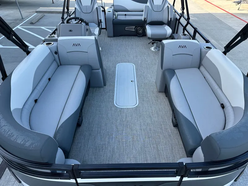 Slide: The Image of Avalon VNT85 VRB23T 2025 - 11