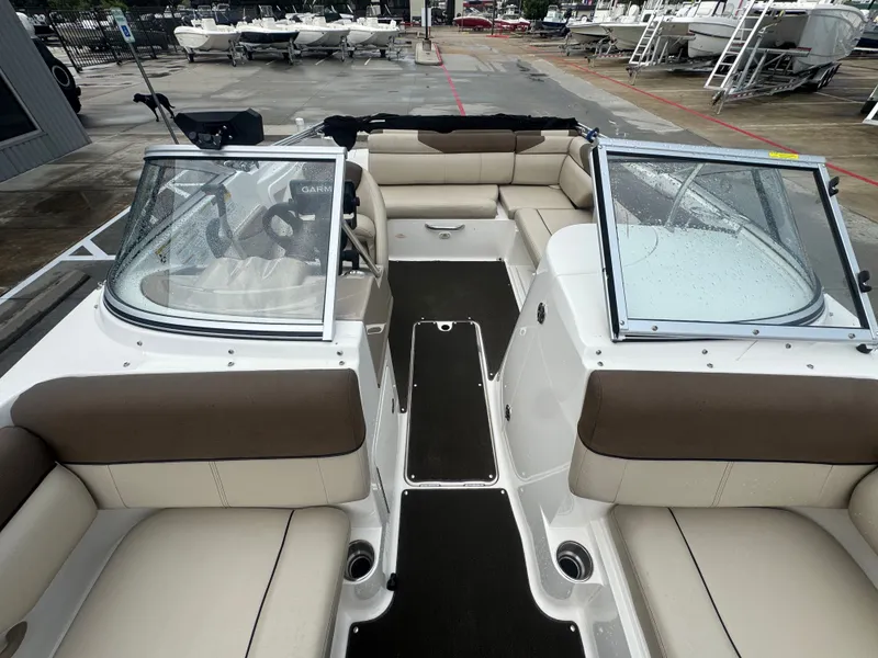 Slide: The Image of Bayliner 215 Deck Boat 2014 - 19